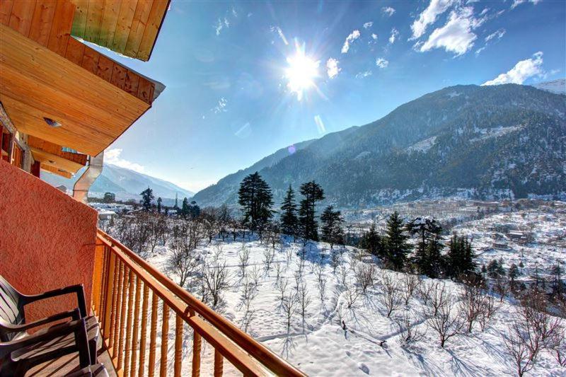 Hotel Mountain Face Manāli Εξωτερικό φωτογραφία
