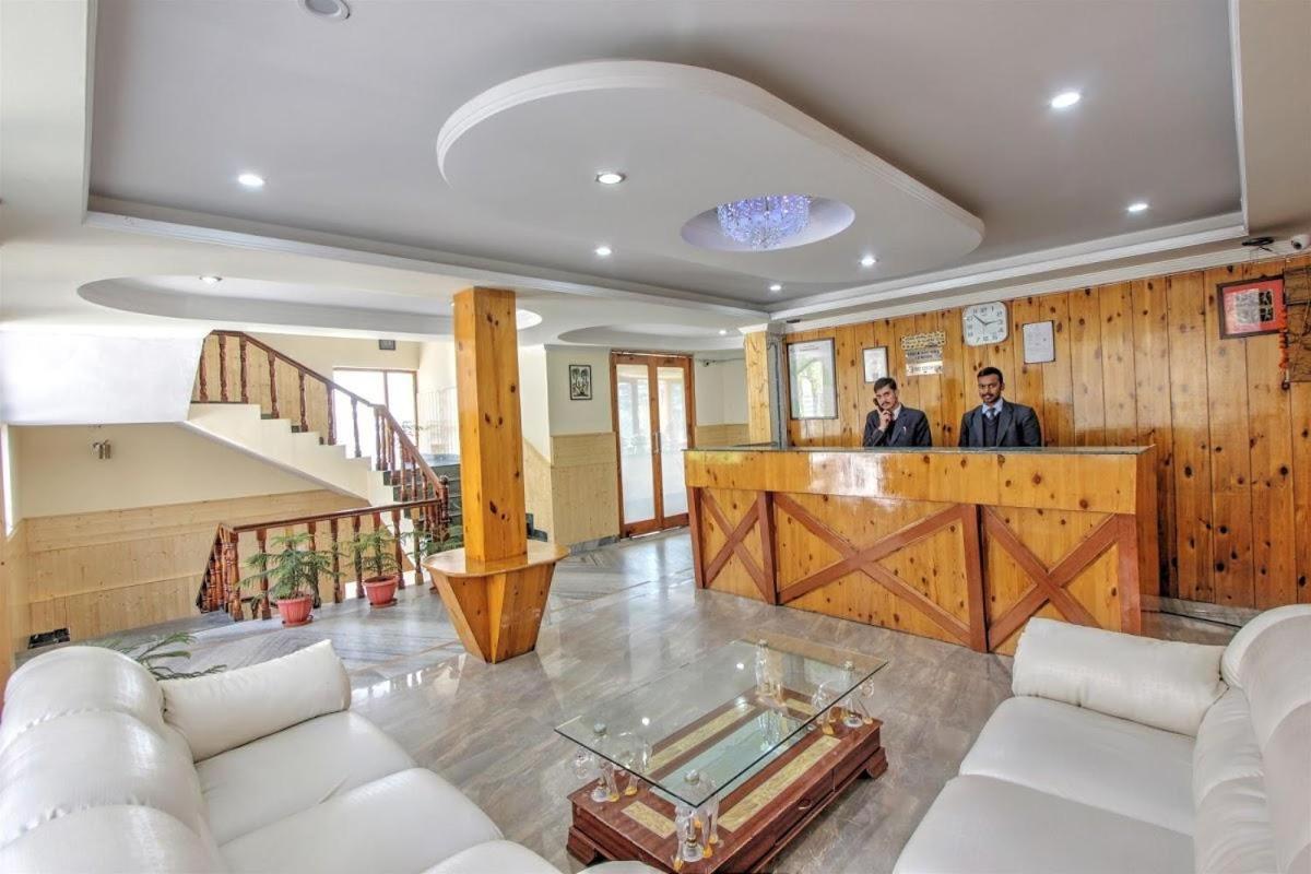 Hotel Mountain Face Manāli Εξωτερικό φωτογραφία